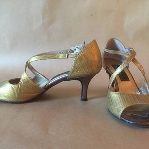 Nueva Epoca Tango Shoes